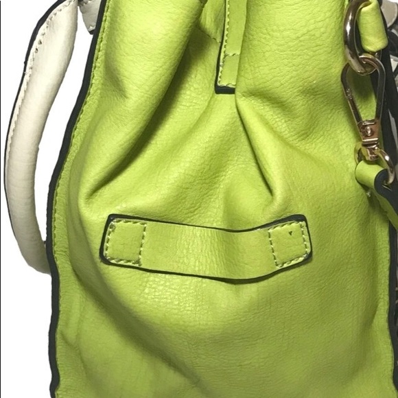 Lime Green Purse - Picture 5 of 9